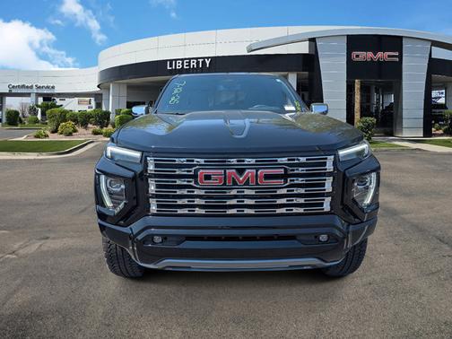 2024 GMC Canyon 4WD Denali