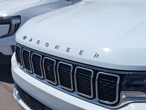 Bright White Clearcoat 2023 Jeep Wagoneer L Series III