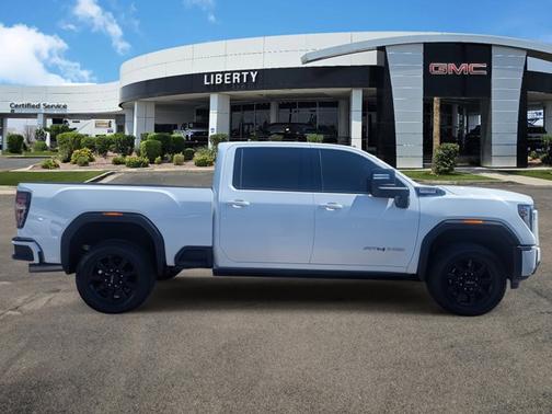 2025 GMC Sierra 2500 AT4