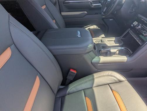 2025 GMC Sierra 2500 AT4