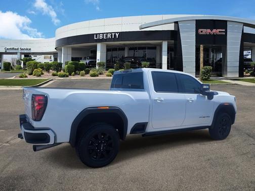 2025 GMC Sierra 2500 AT4