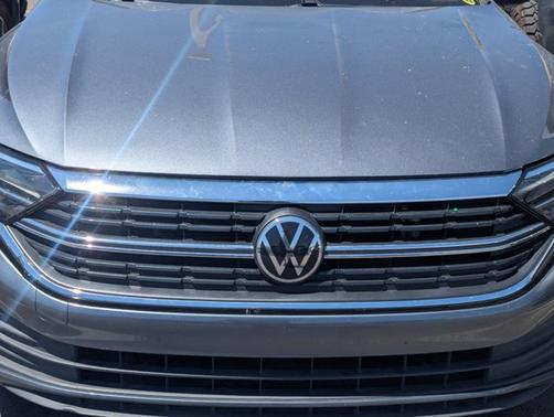 2023 Volkswagen Jetta SE