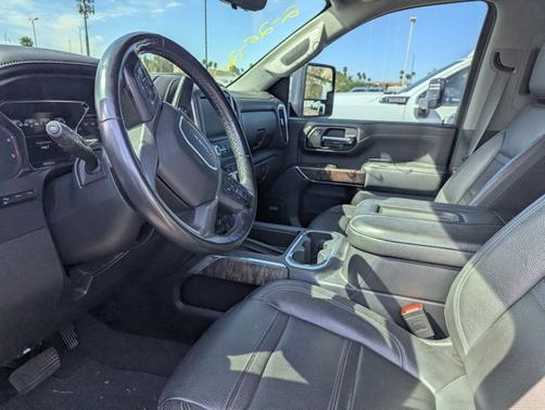 2020 GMC Sierra 2500 Denali