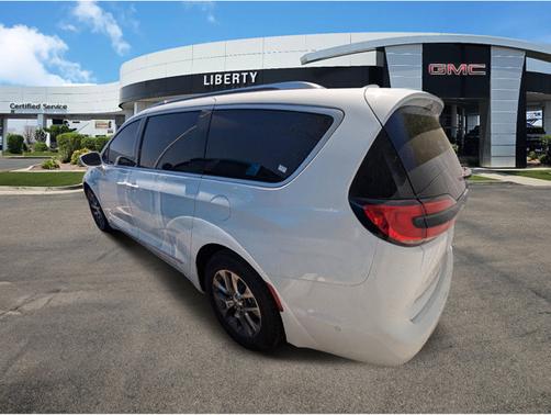 2022 Chrysler Pacifica Hybrid Pinnacle