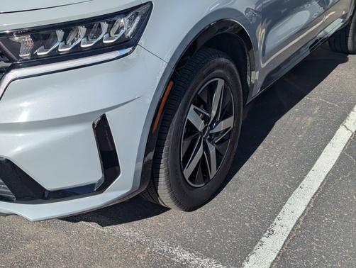 2023 Kia Sorento EX