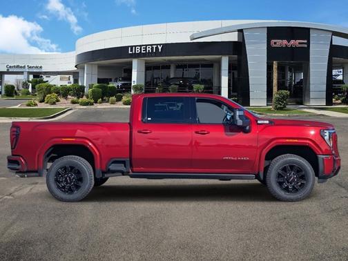 2024 GMC Sierra 2500 AT4