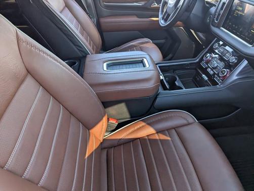 2024 GMC Yukon XL Denali Ultimate