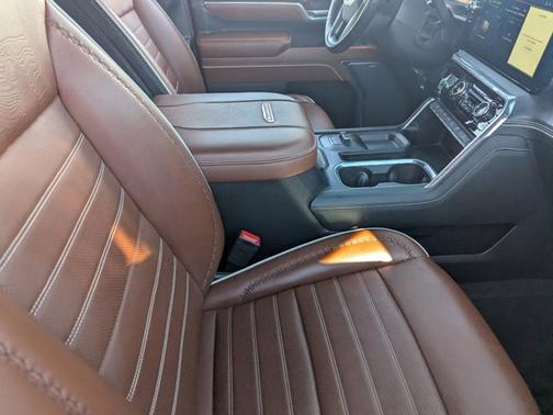 2024 GMC Sierra 2500 Denali