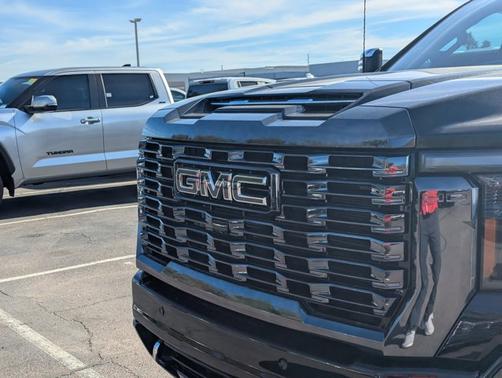 2024 GMC Sierra 2500 Denali