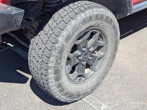 Firecracker Red Clearcoat 2020 Jeep Gladiator Rubicon