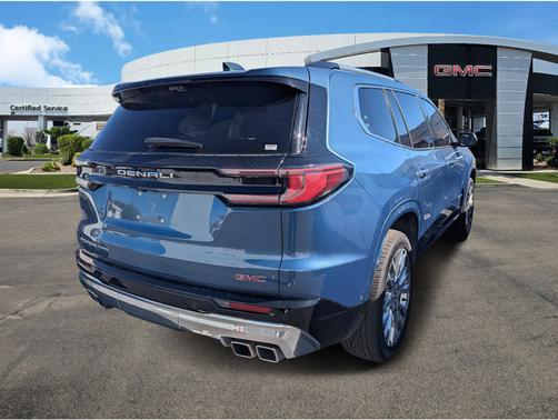 2025 GMC Acadia Denali