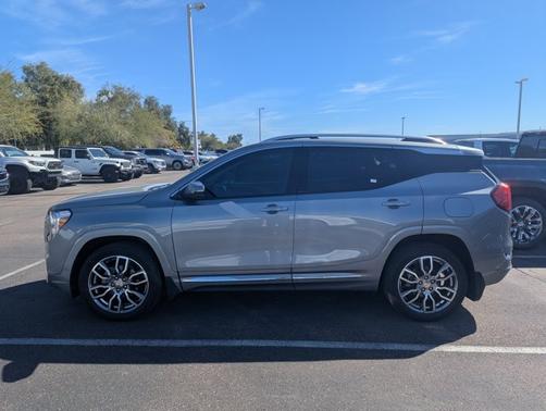 2024 GMC Terrain Denali