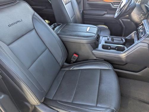 2024 GMC Sierra 2500 Denali