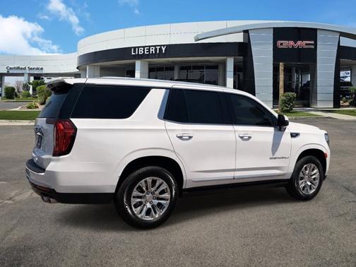 White Frost Tricoat 2024 GMC Yukon Denali