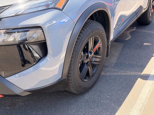 Boulder Gray Pearl 2025 Nissan Rogue Rock Creek
