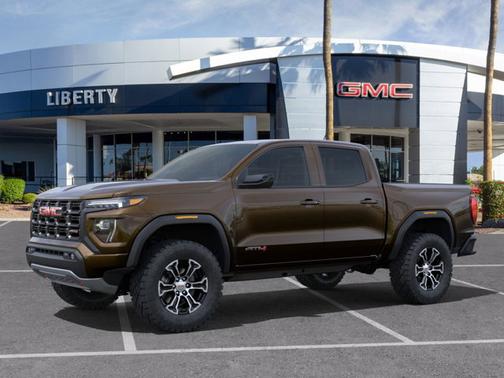 2025 GMC Canyon 4WD AT4