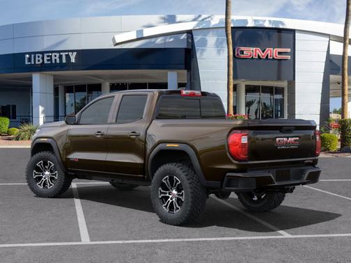 2025 GMC Canyon 4WD AT4
