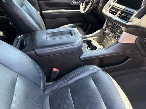 Satin Steel Metallic 2022 GMC Yukon XL SLE