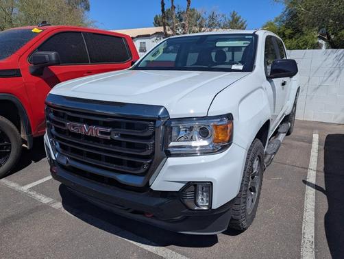 Summit White 2022 GMC Canyon 4WD AT4 w/Cloth