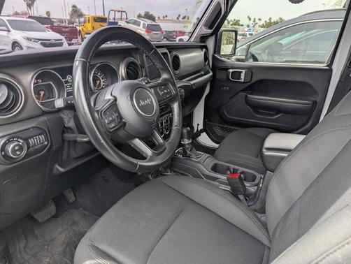 2021 Jeep Gladiator Sport S