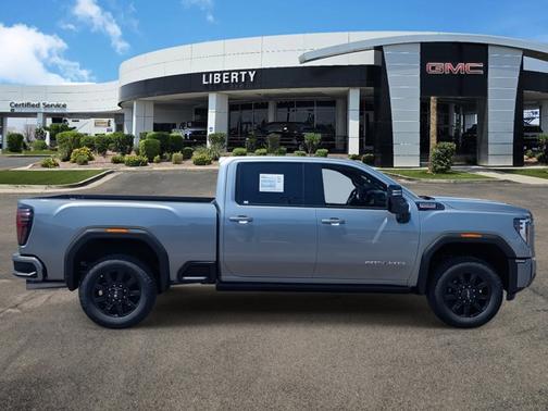2025 GMC Sierra 2500 AT4