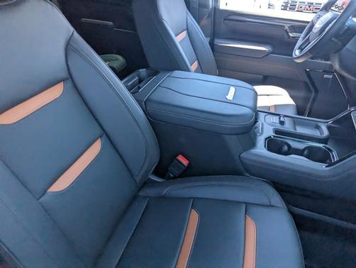 2025 GMC Sierra 2500 AT4