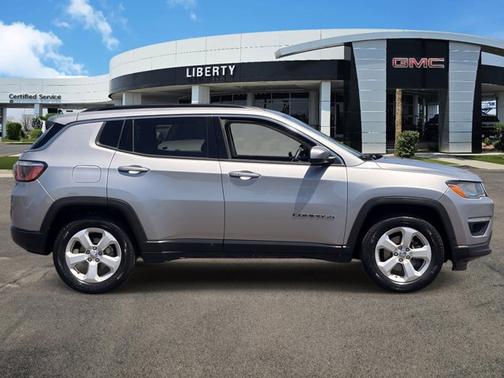 Billet Silver Metallic Clearcoat 2018 Jeep Compass Latitude