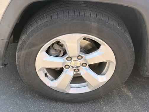 Billet Silver Metallic Clearcoat 2018 Jeep Compass Latitude