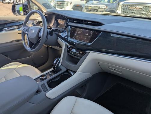 2023 Cadillac XT6 AWD Premium Luxury