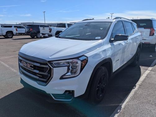 2023 GMC Terrain AT4