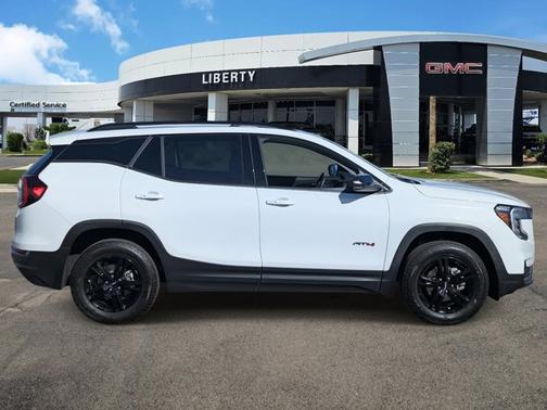2023 GMC Terrain AT4
