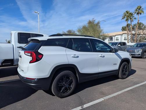 2023 GMC Terrain AT4