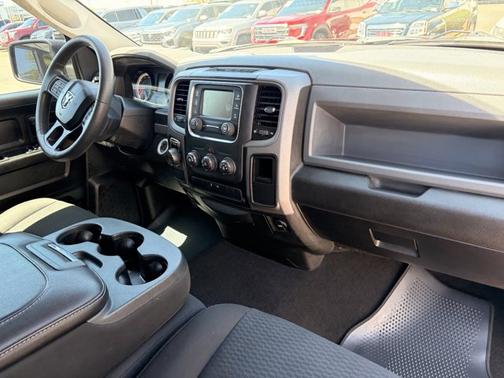 Delmonico Red Pearlcoat 2019 RAM 1500 Classic Express