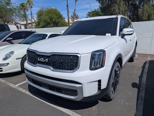 Glacial White Pearl 2024 Kia Telluride EX