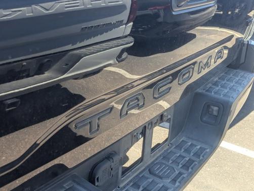 2020 Toyota Tacoma TRD Sport