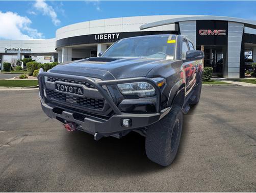 2020 Toyota Tacoma TRD Sport