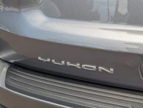 2021 GMC Yukon XL SLE