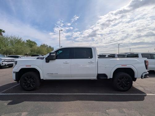 2024 GMC Sierra 2500 AT4