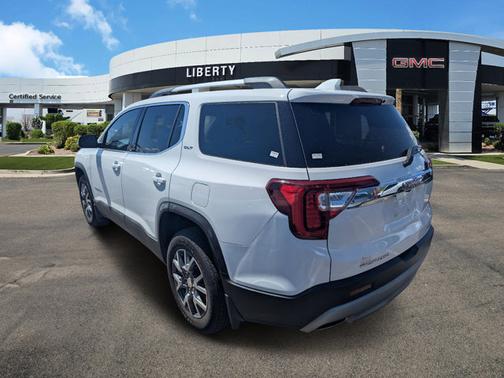 2022 GMC Acadia SLT