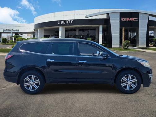 2017 Chevrolet Traverse 2LT