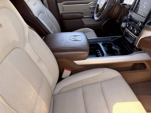 Delmonico Red Pearlcoat 2019 RAM 1500 Laramie