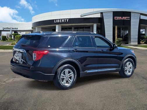 Agate Black Metallic 2022 Ford Explorer XLT