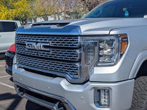 2020 GMC Sierra 2500 Denali