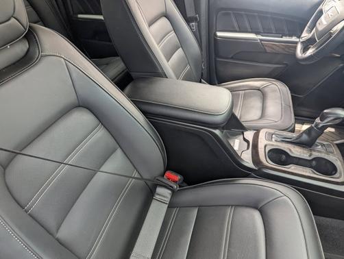 2022 GMC Canyon 4WD Denali