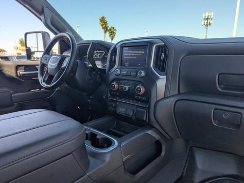 2023 GMC Sierra 2500 AT4