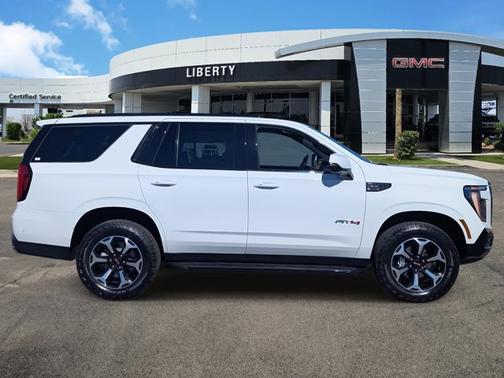 2025 GMC Yukon AT4