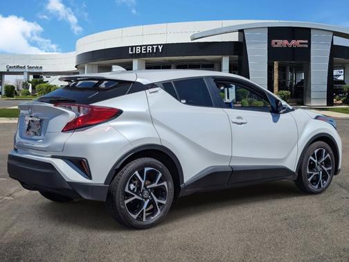 2021 Toyota C-HR XLE