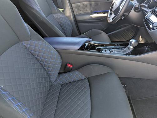 2021 Toyota C-HR XLE