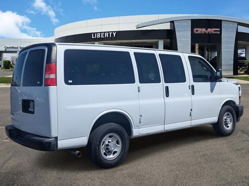 2018 Chevrolet Express 2500 LS