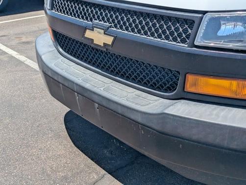 2018 Chevrolet Express 2500 LS
